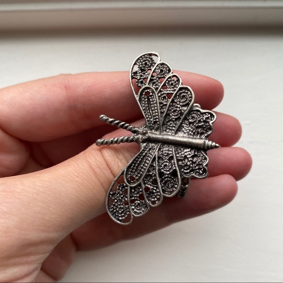 Vintage ornate silver filigree butterfly ring - Picture 7 of 8